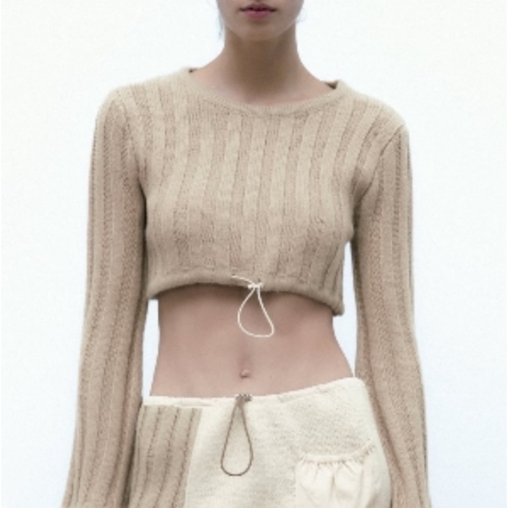NWT ZARA ribbed knit sweater with drawstring hem and bell sleeves